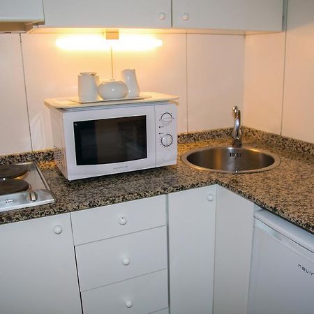 Apartamentos Descartes Βαρκελώνη Δωμάτιο φωτογραφία