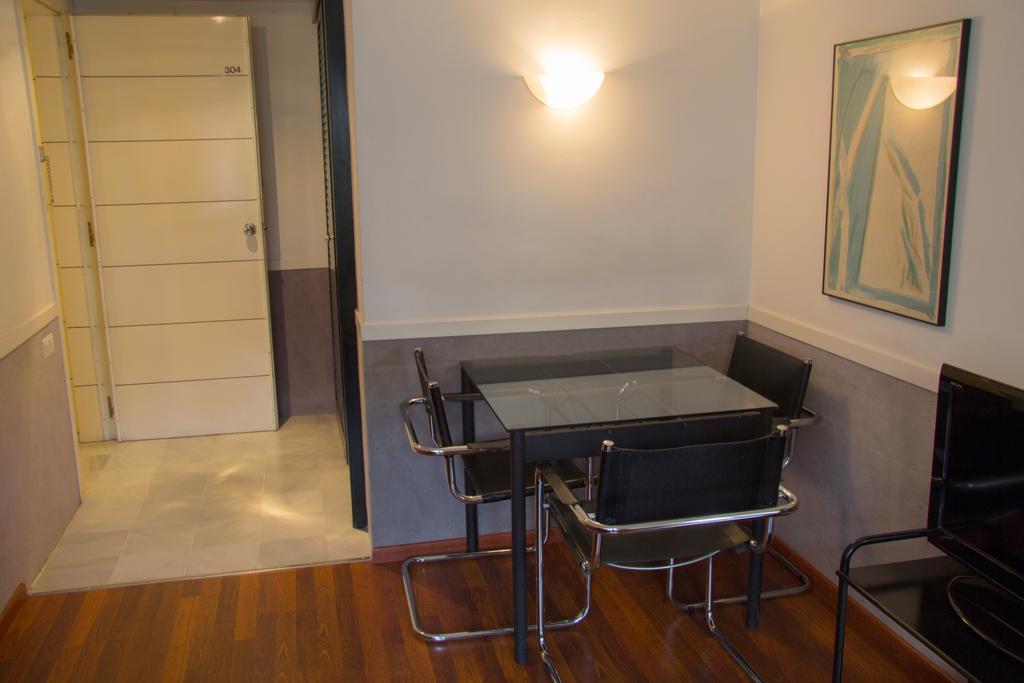 Apartamentos Descartes Βαρκελώνη Εξωτερικό φωτογραφία