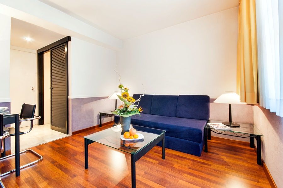 Apartamentos Descartes Βαρκελώνη Εξωτερικό φωτογραφία